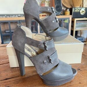 MICHAEL Michael Kors Grey Gibson Platform Sandals